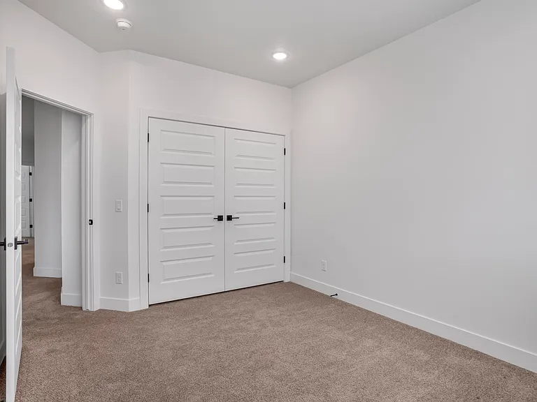 1947 250th S — Photo 17