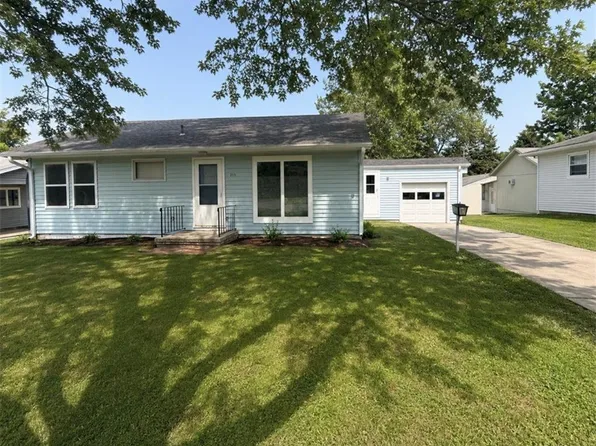 215 S Frederick Ave, Maryville, MO 64468