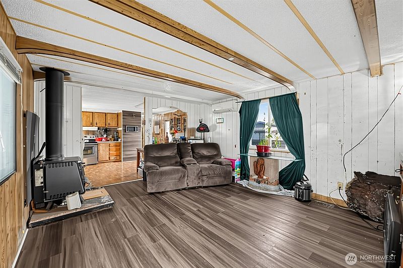 5th image of 9 Poplar Road #13