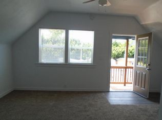17101 SE 82nd Dr #B, Clackamas, OR 97015