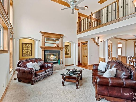 3rd image of 10925 Northfork Dr