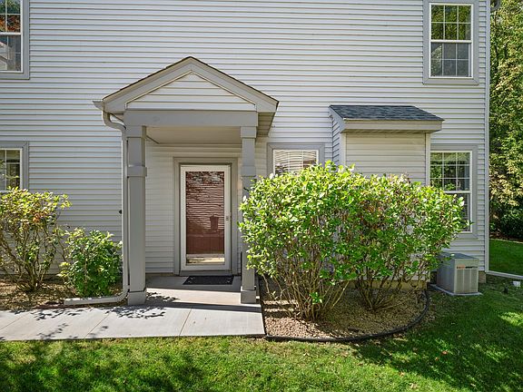 2nd image of 16914 79th Ave N