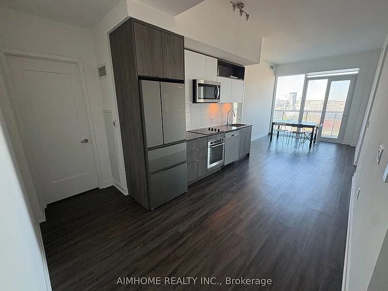 60 Princess St #1716 — Photo 1