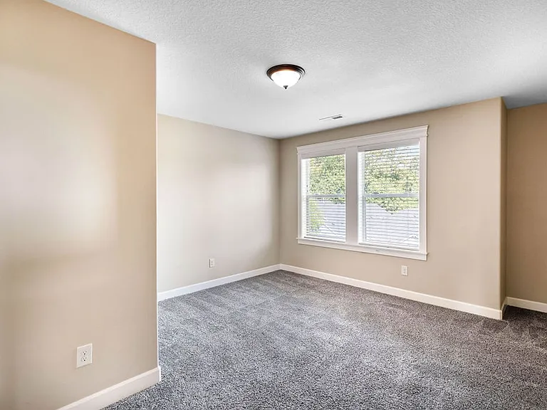 4118 SE 177th Ln — Photo 34