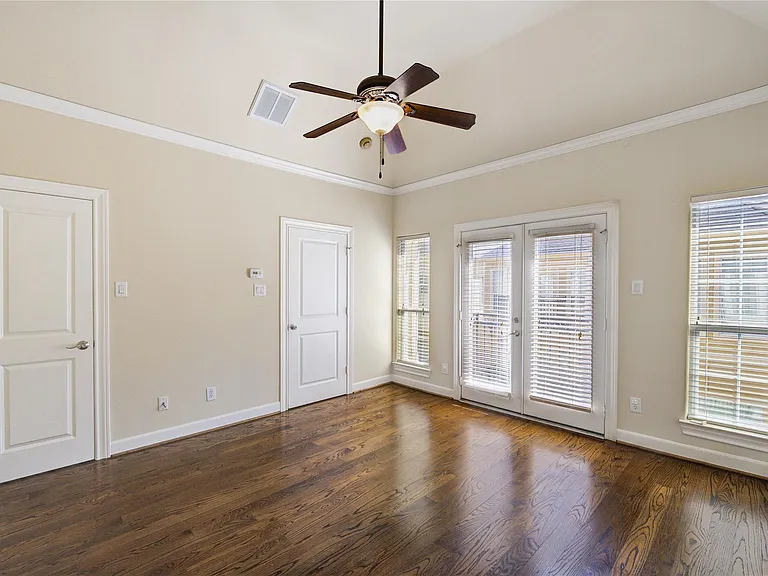 5813 Washington Ave #B — Photo 26