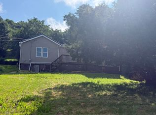 1618 Beaver Rd, Ambridge, PA 15003