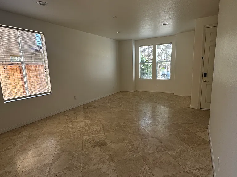18 Copperstone Ln — Photo 18