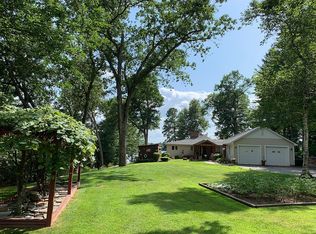 601 Forest Rd, West Suffield, CT 06093