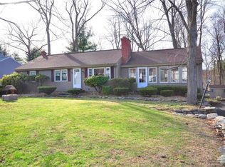 39 Gail Rd, Farmington, CT 06032