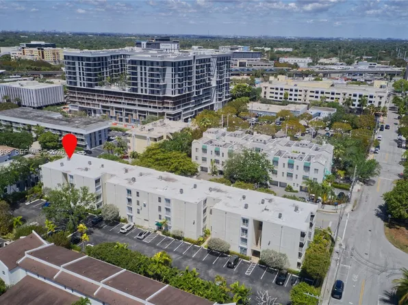 5838 SW 74th Ter, South Miami, FL