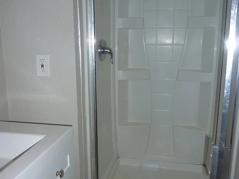 2637 Cordova Ln — Photo 16