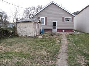 1st image of 609 Saint Clair St
