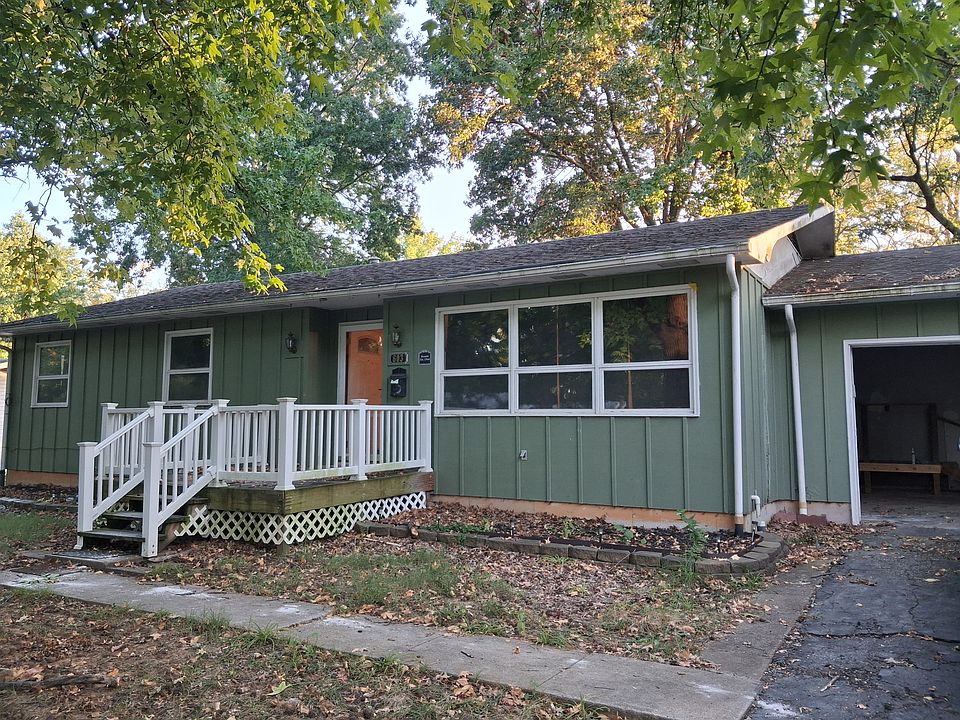 1st image of 603 Spring Valley Dr #1