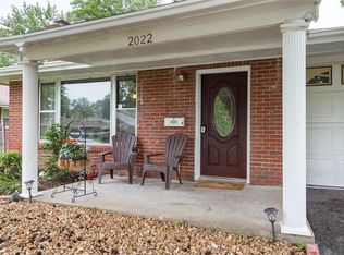2022 Brown Rd, Saint Louis, MO 63114