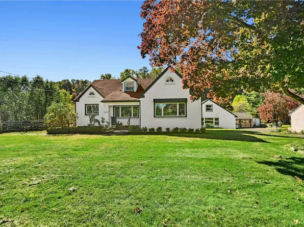 1237 River Rd, Upper Black Eddy, PA 18972
