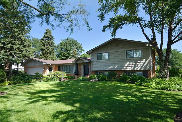 1480 W Lonnquist Blvd photo 1