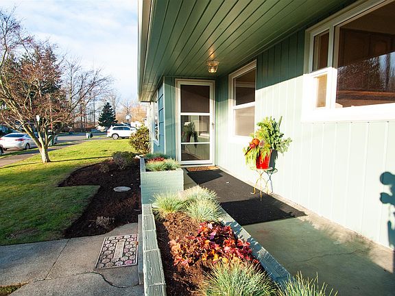 Warm & Inviting covered landing