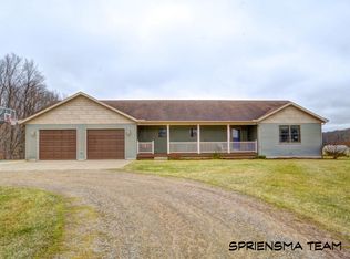 5607 Seeley Rd, Belding, MI 48809