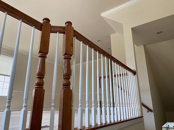 3rd image of 7508 Briargrove Ln