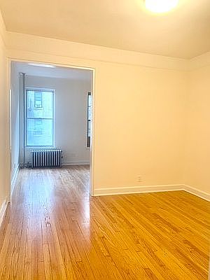 3rd image of 348 W 45th St APT 3B