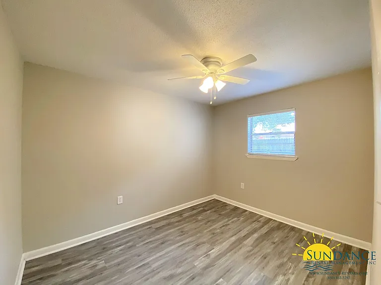 794C Navy St — Photo 6