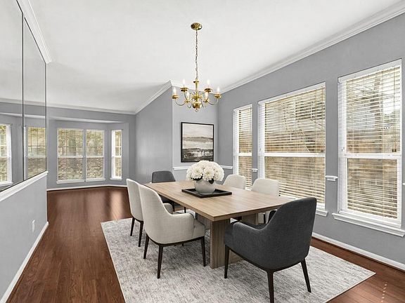 5th image of 12902 Chalfield Cir