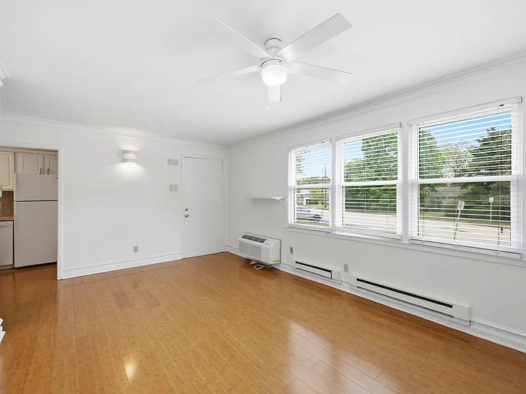 635 Daniels St #A — Photo 7