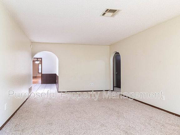 3rd image of 9317 NE Sherwell Dr