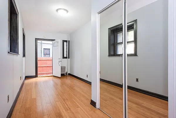 761 Saint Nicholas Avenue — Photo 4