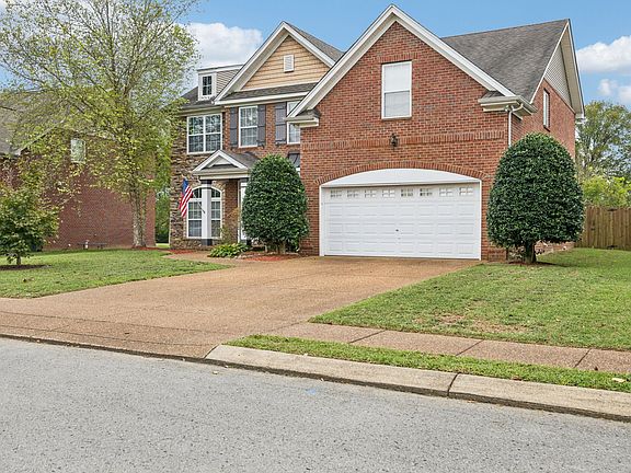 5th image of 3009 Cairns Dr W