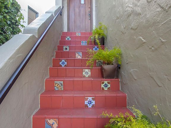 2nd image of 45 Ardenwood Way