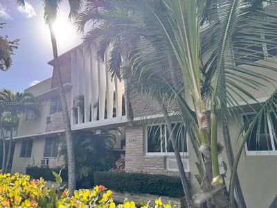 4740 Pine Tree Dr APT 31, Miami Beach, FL, 33140