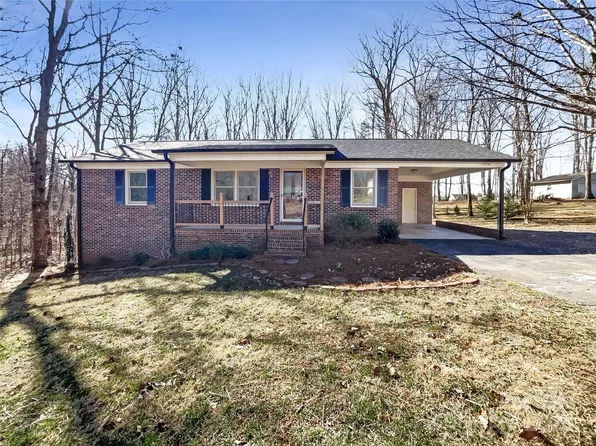1420 Hickory Nut Ln, Lincolnton, NC 28092