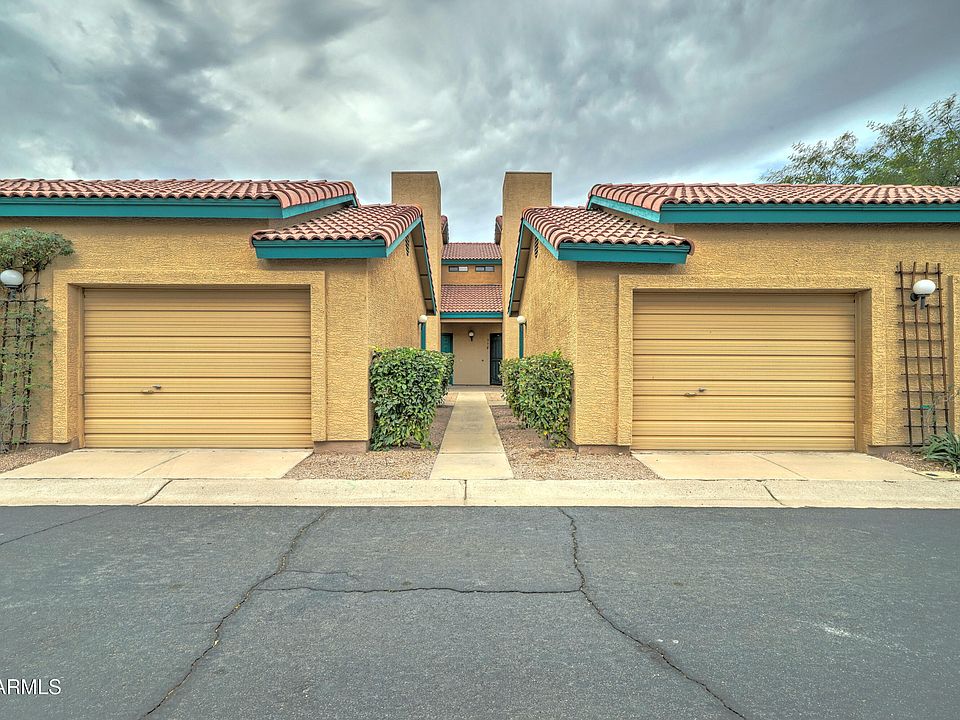 1st image of 225 W 1ST Street #118