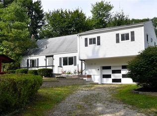 15880 Ravenna Rd, Newbury, OH 44065