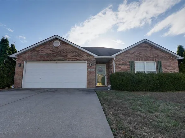 1103 Carlisle Dr, Raymore, MO 64083