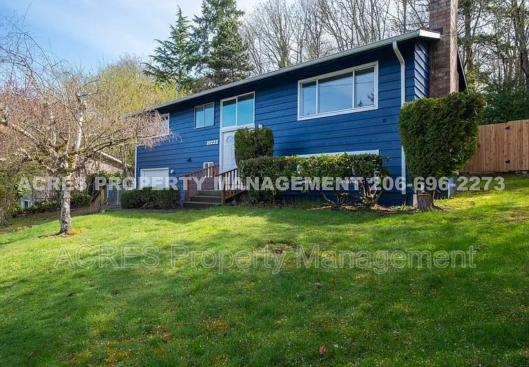 21222 15th Ave S — Photo 2