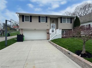 231 Glenview Ave, Dover, OH