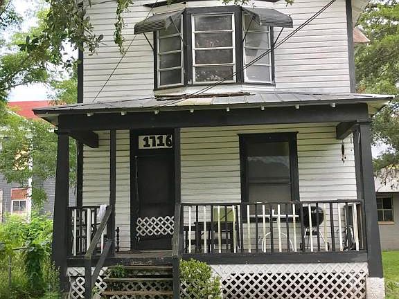 2nd image of 1716 Ionia St