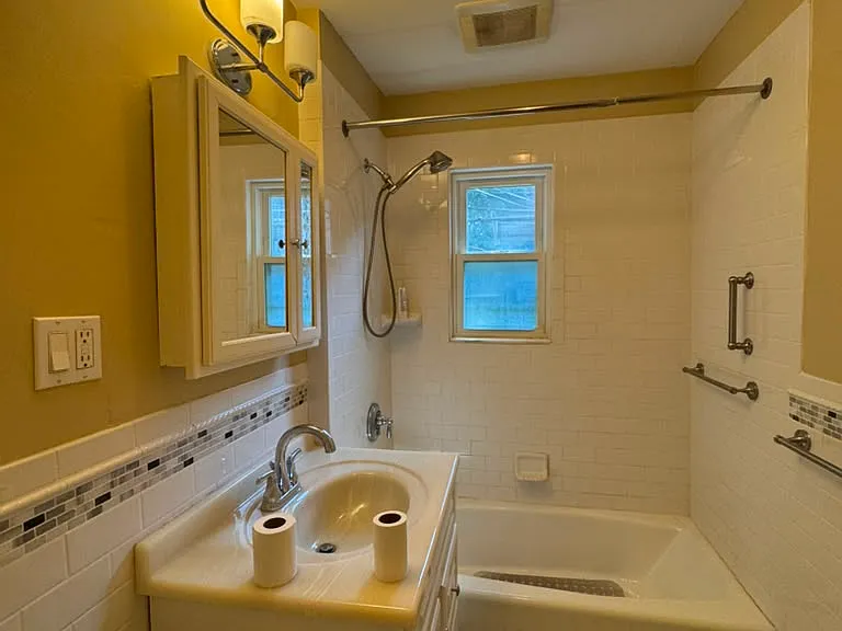 175 Warren St #1 — Photo 12
