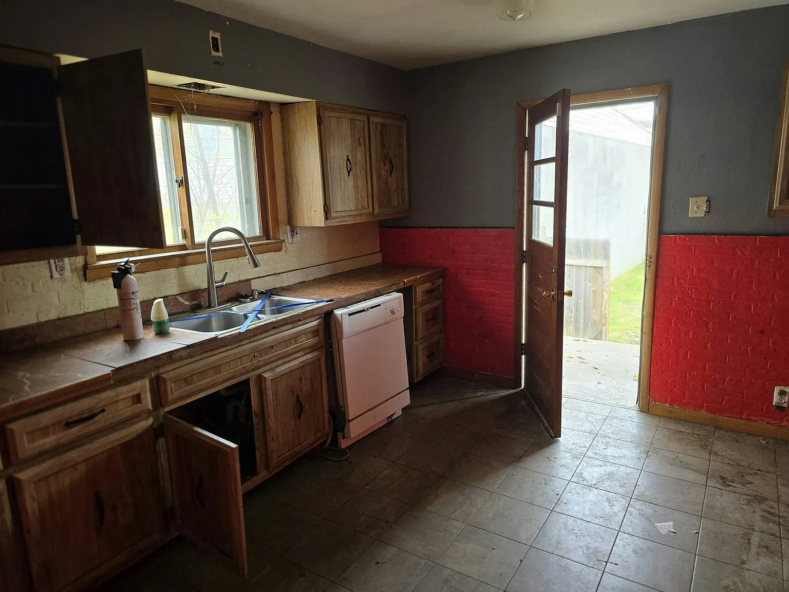 315 Marshall Street — Photo 4