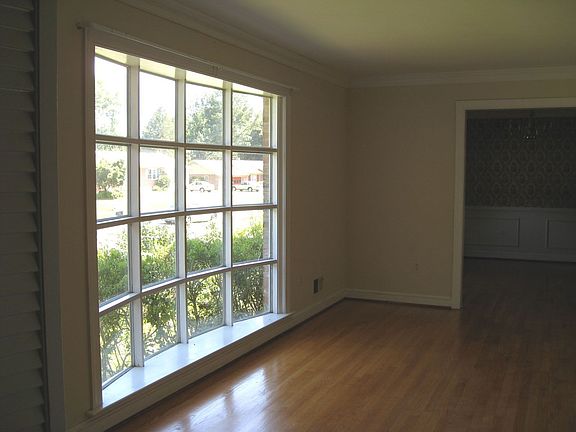 2nd image of 4237 Carafe Dr