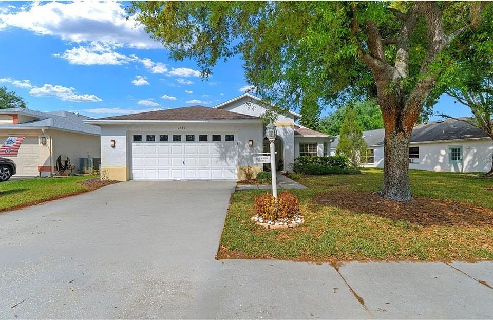 1st image of 1249 Winding Willow Dr