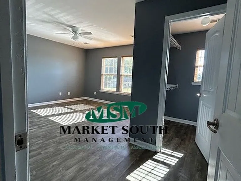 46 Twin Oaks Pl — Photo 10