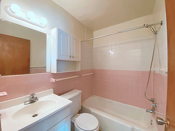 4th image of 234 Annapolis St W #226-08