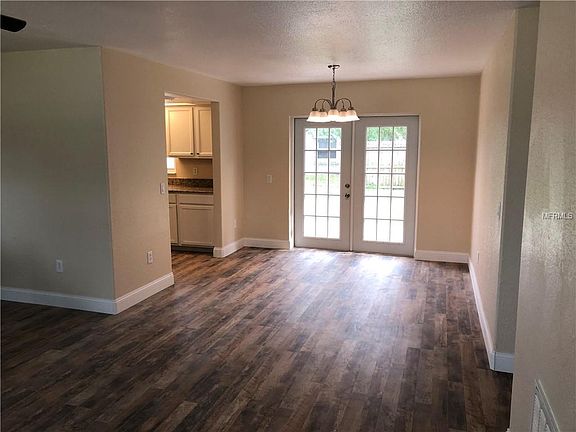 4th image of 1781 Hudson Cir S