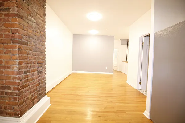 Rented by Realty Nerd | media 27