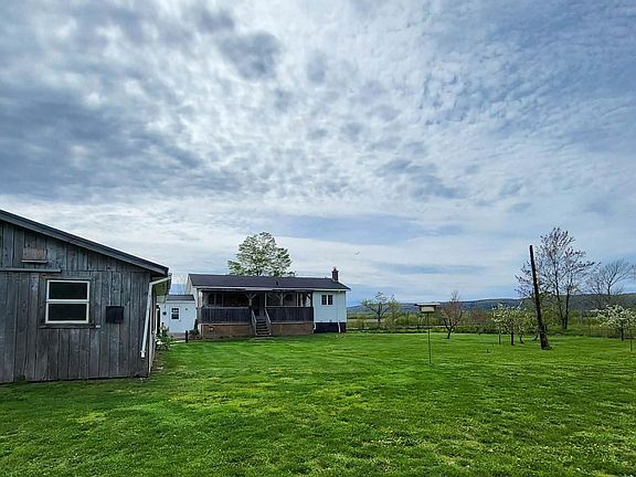 5th image of 302 Fitch Rd