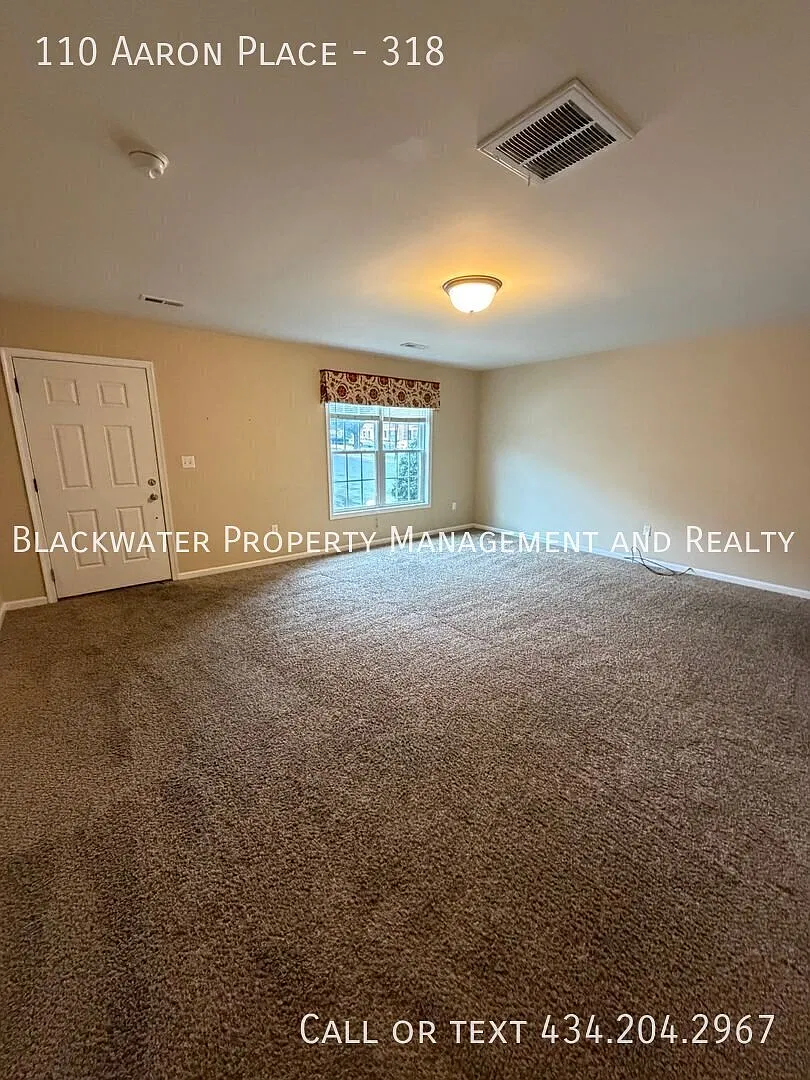 Spacious 3 Bedroom Townhouse minutes to Liberty University — Photo 3