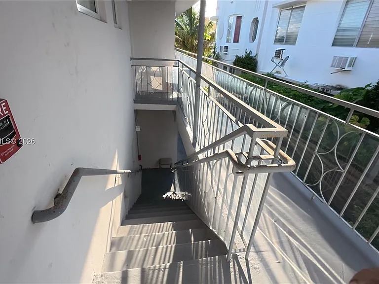 1035 Euclid Ave #25 — Photo 18